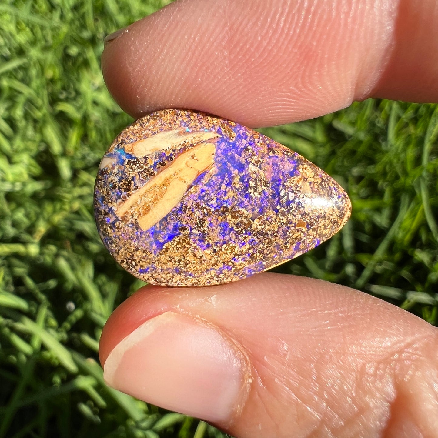 9.73 Ct 3D wood replacement opal