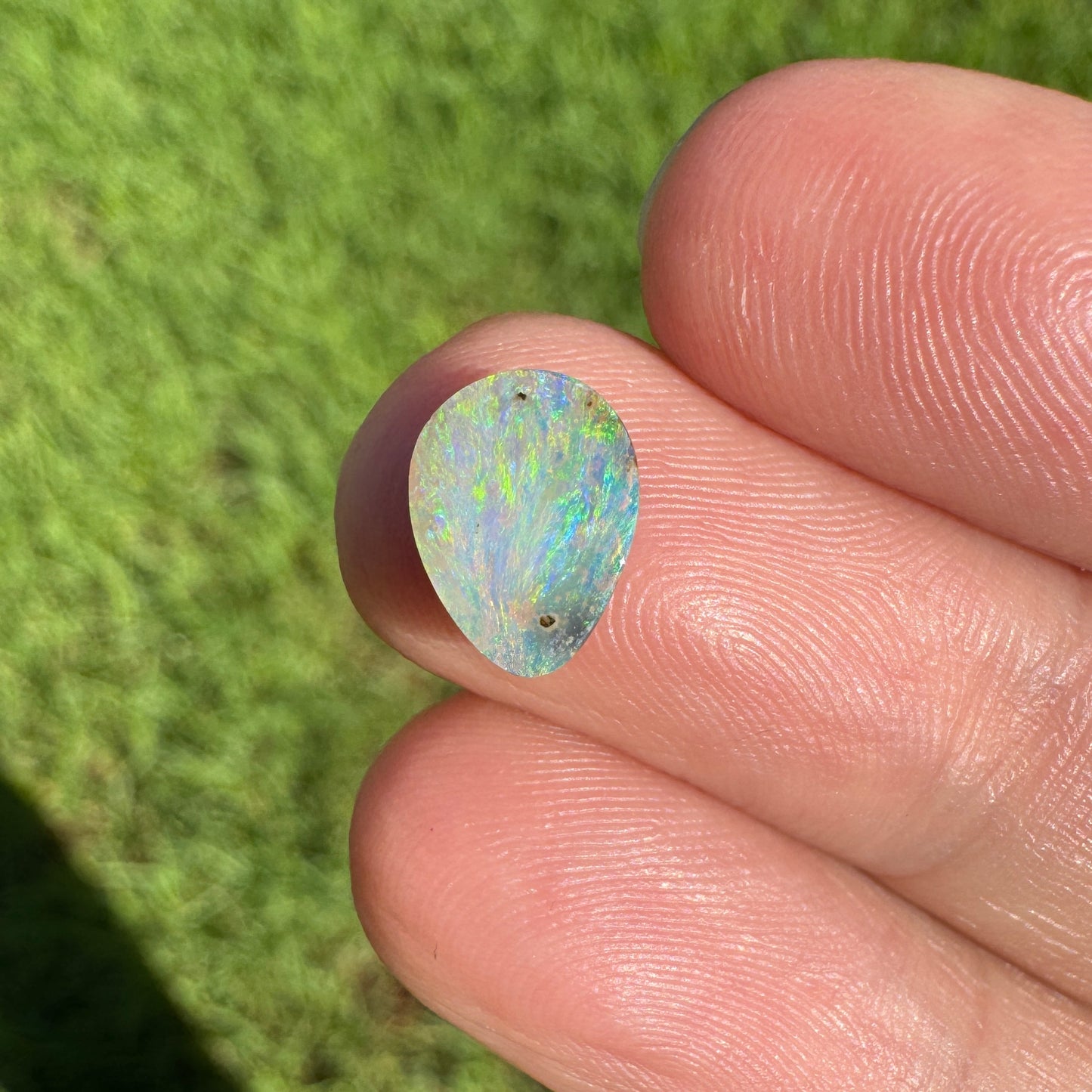 1.22 Ct small boulder opal