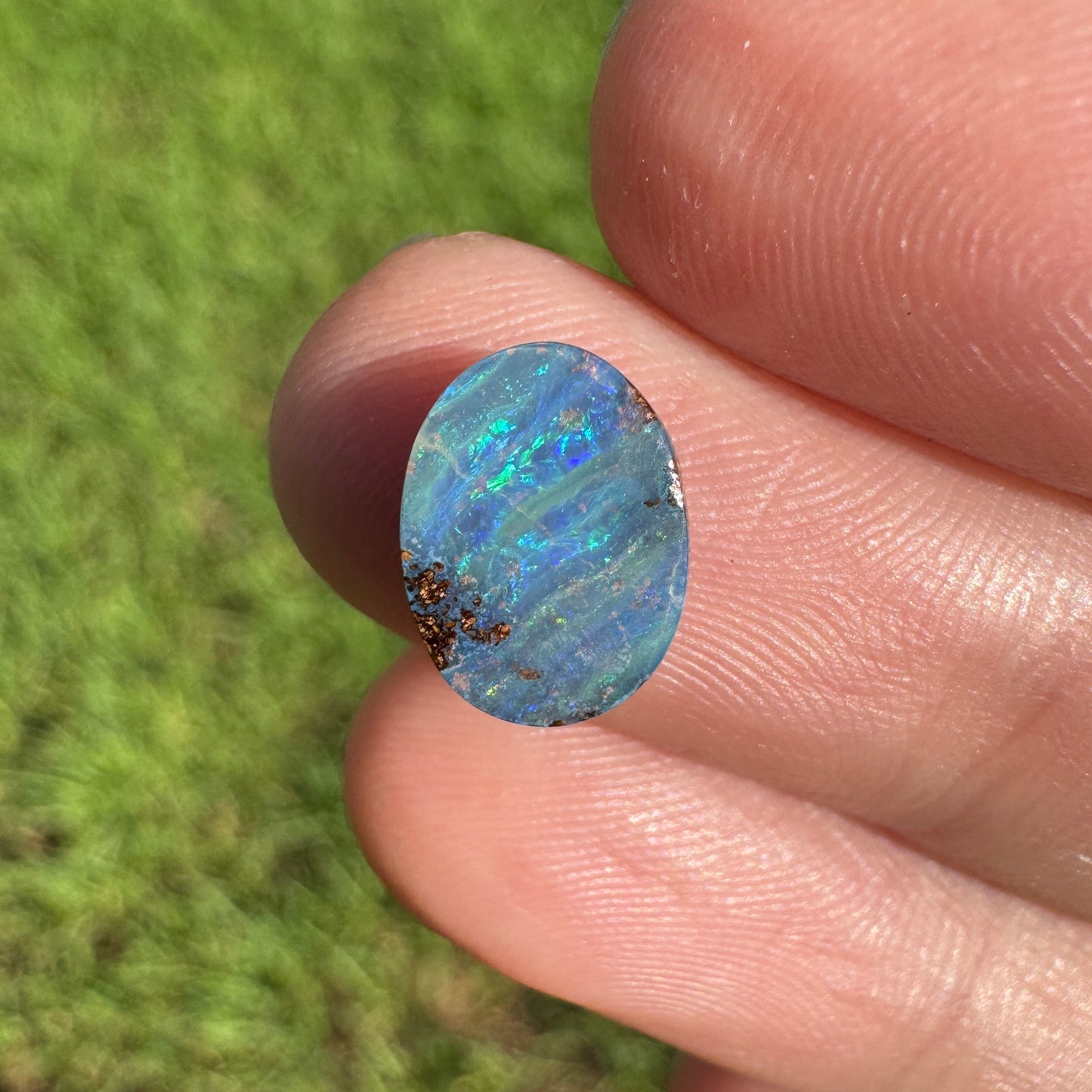 1.81 Ct small boulder opal