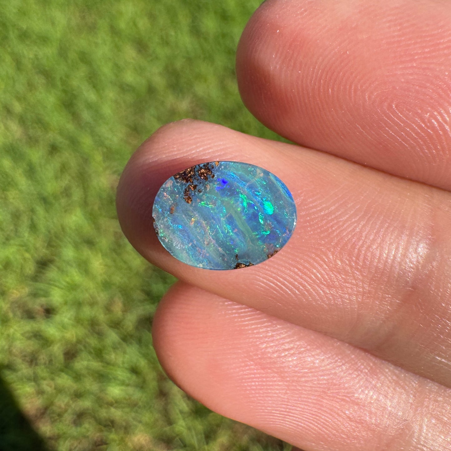 1.81 Ct small boulder opal