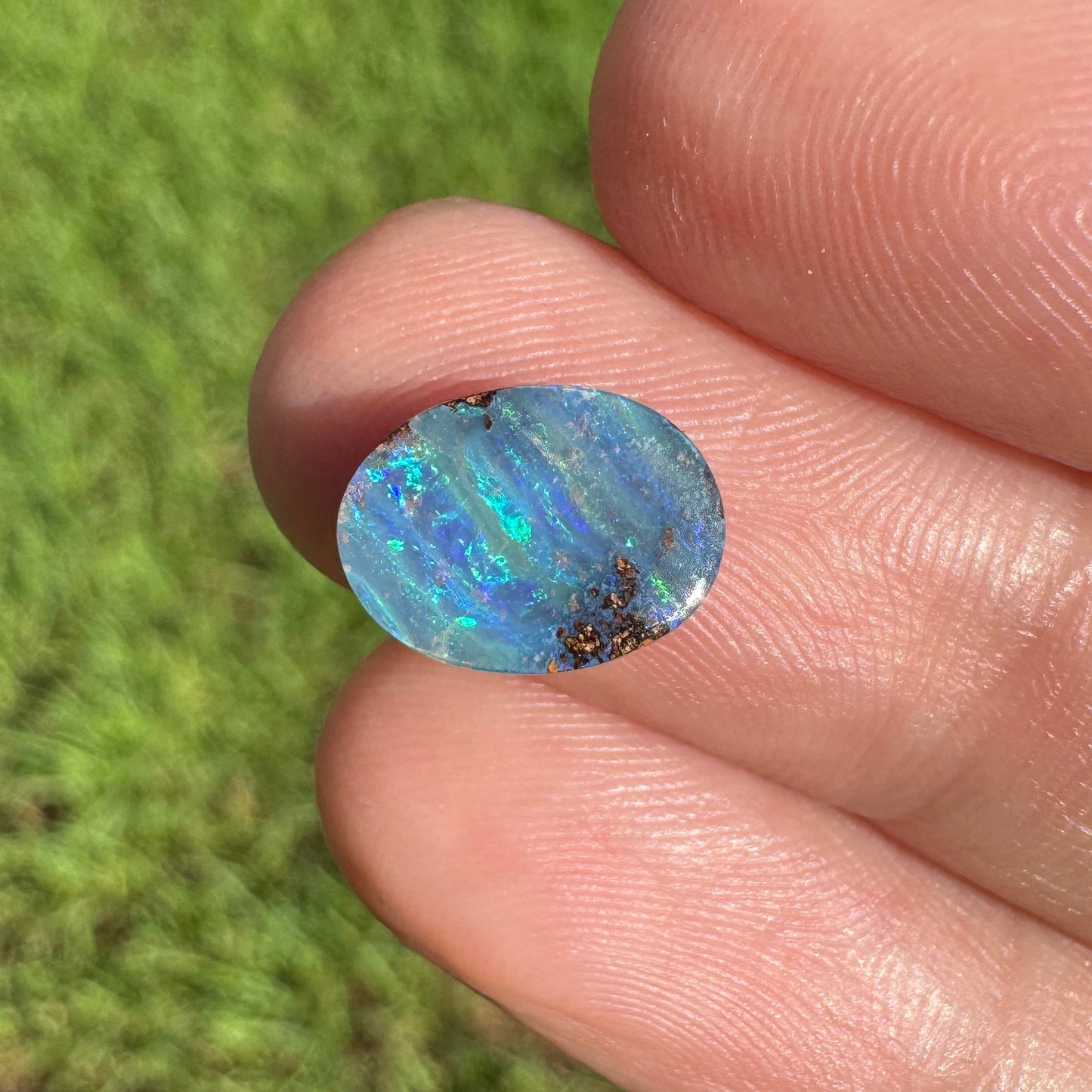 1.81 Ct small boulder opal