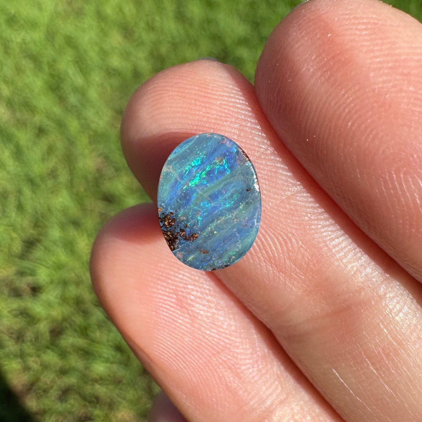 1.81 Ct small boulder opal