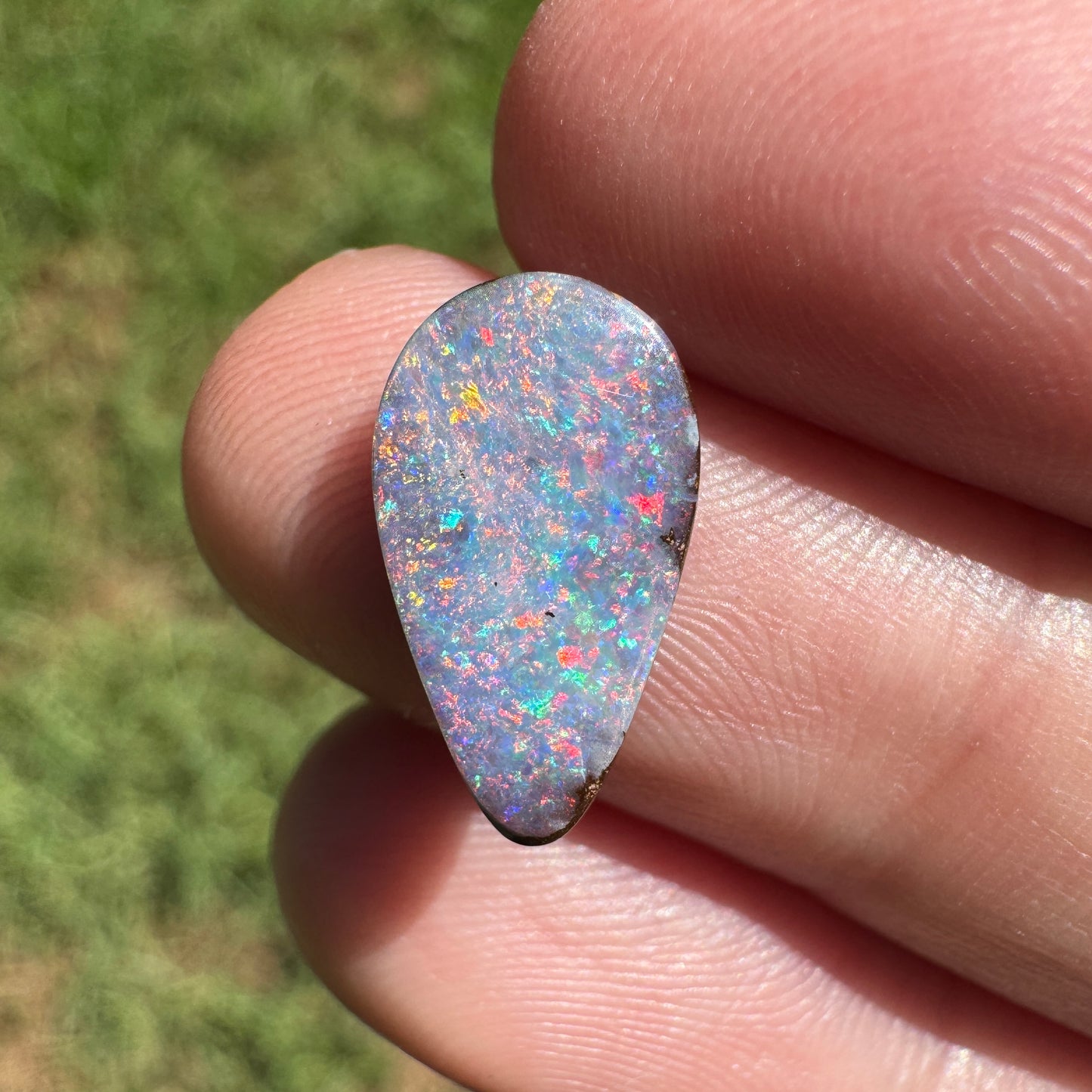 2.75 Ct pink boulder opal