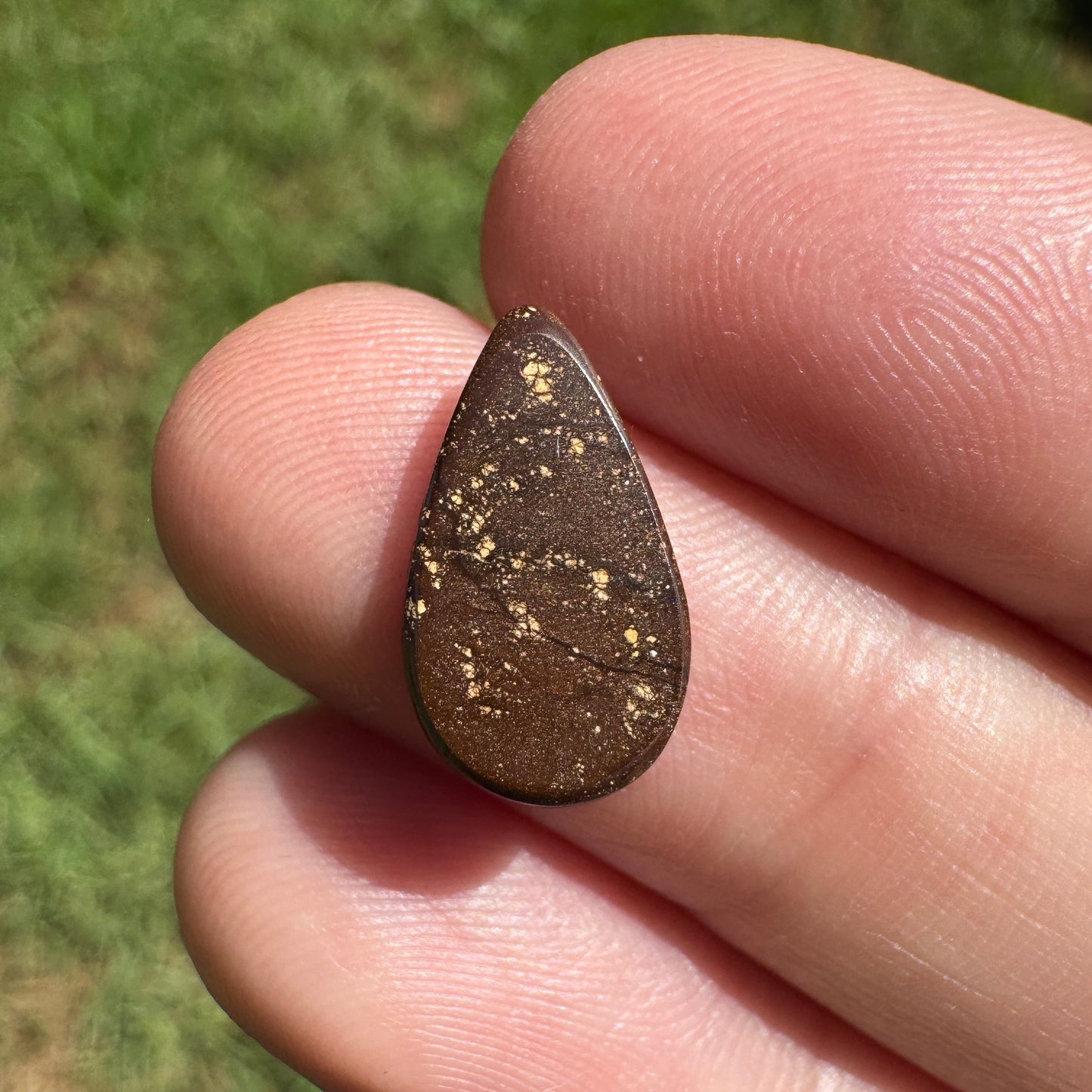 2.75 Ct pink boulder opal