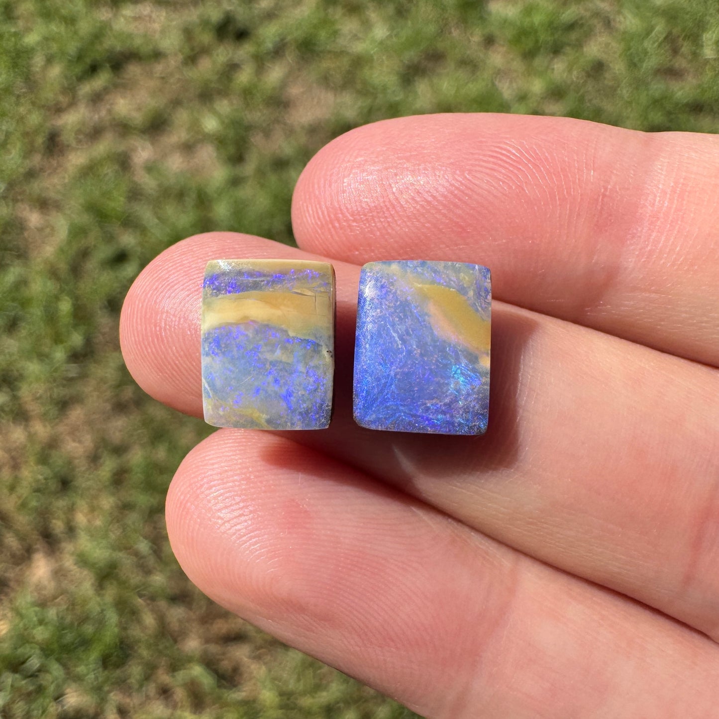 5.27 Ct boulder opal pair