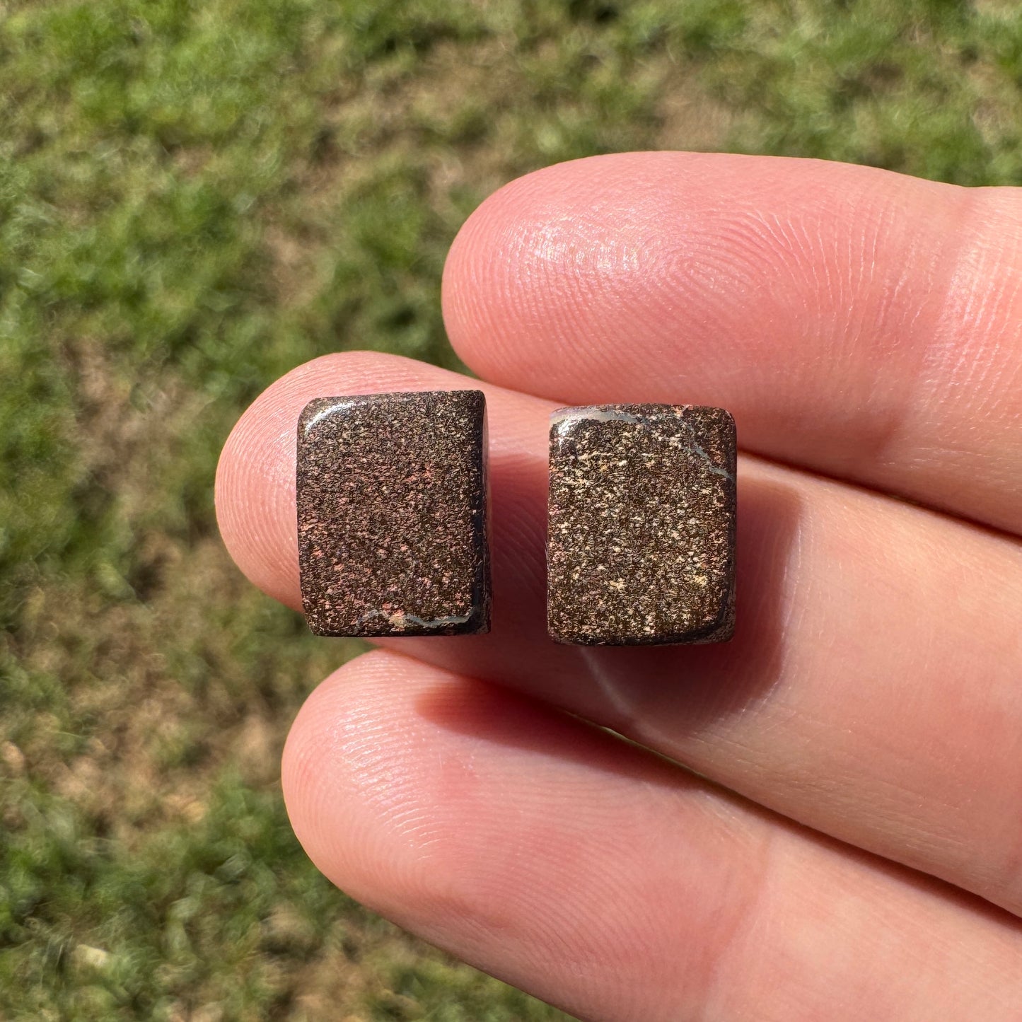 5.27 Ct boulder opal pair