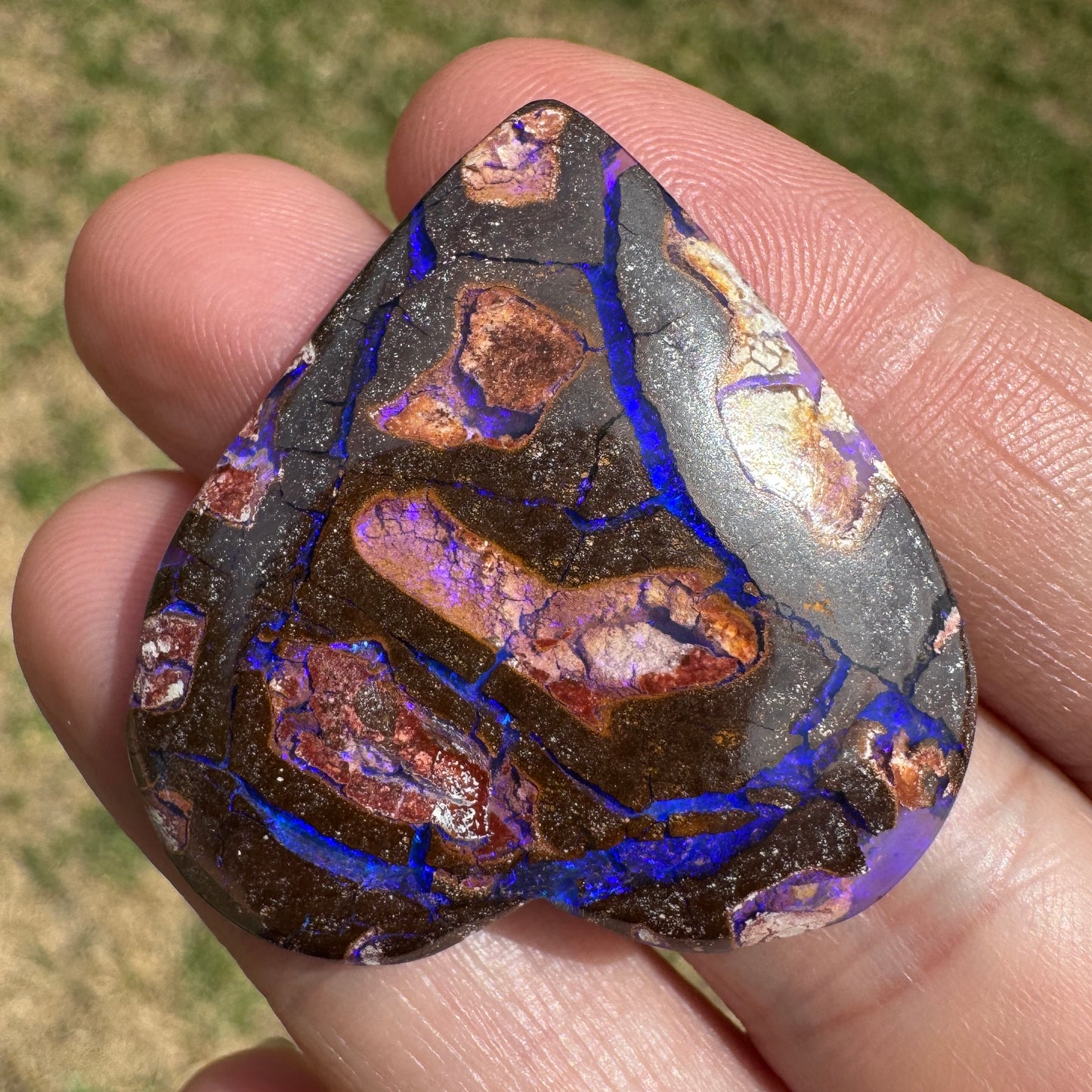 38.60 Ct large purple matrix heart opal