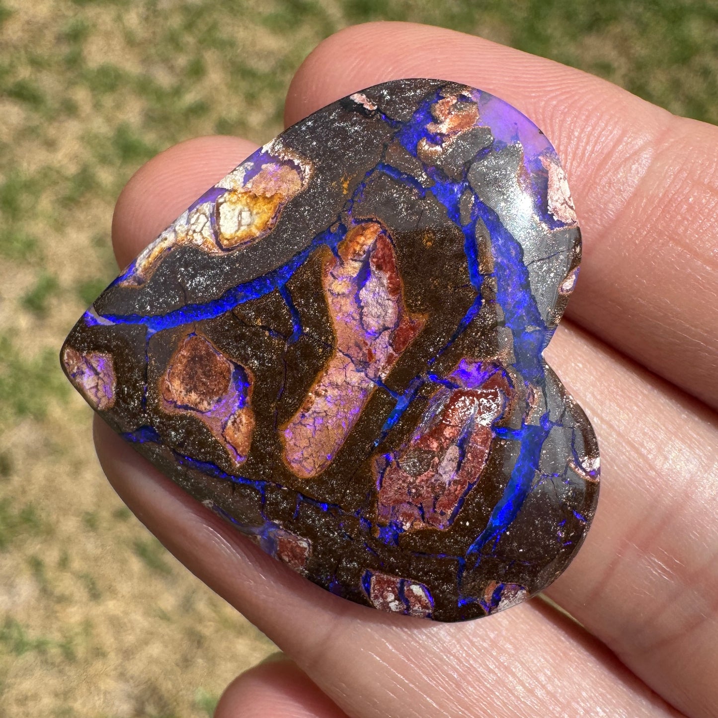 38.60 Ct large purple matrix heart opal