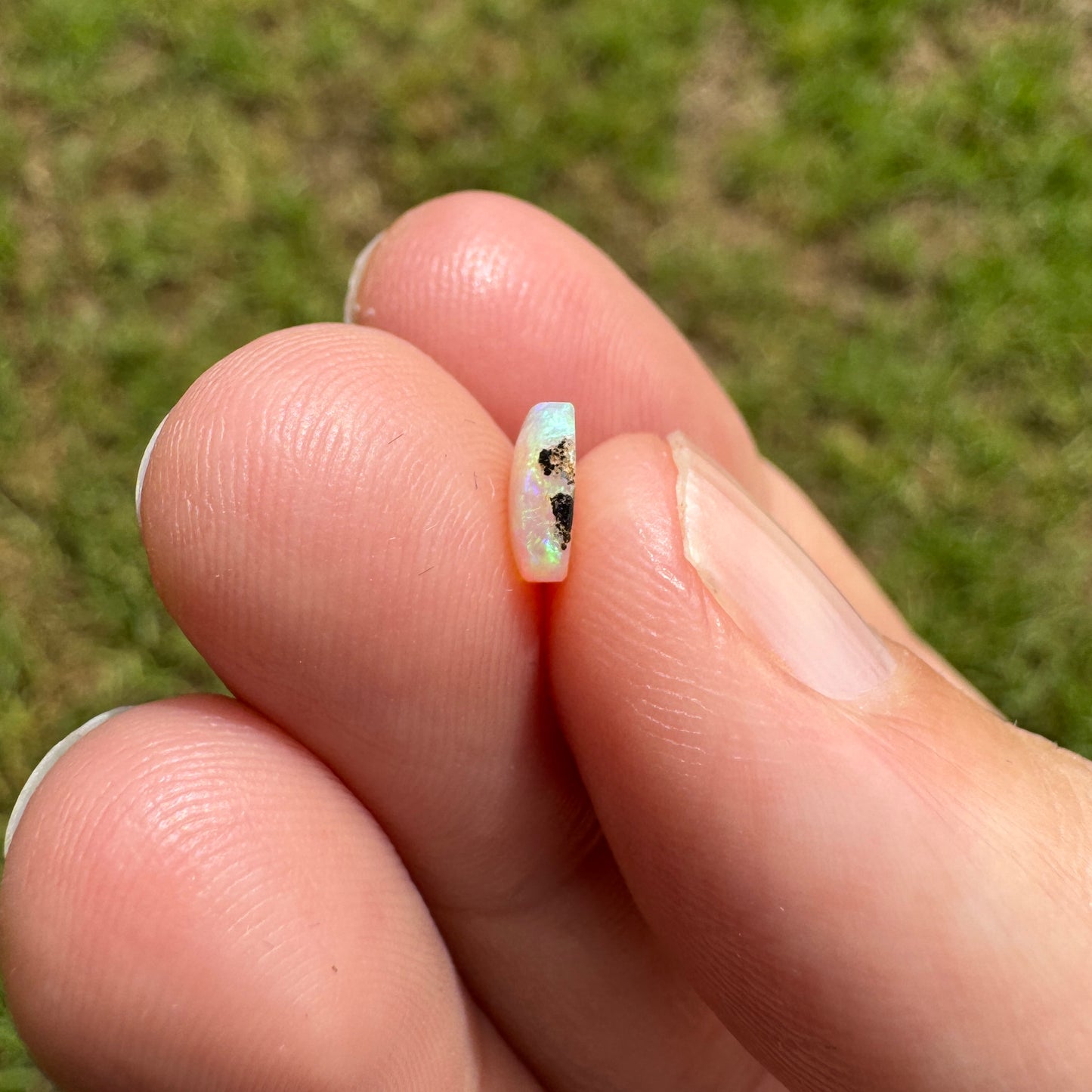 0.62 Ct extra small gem crystal opal