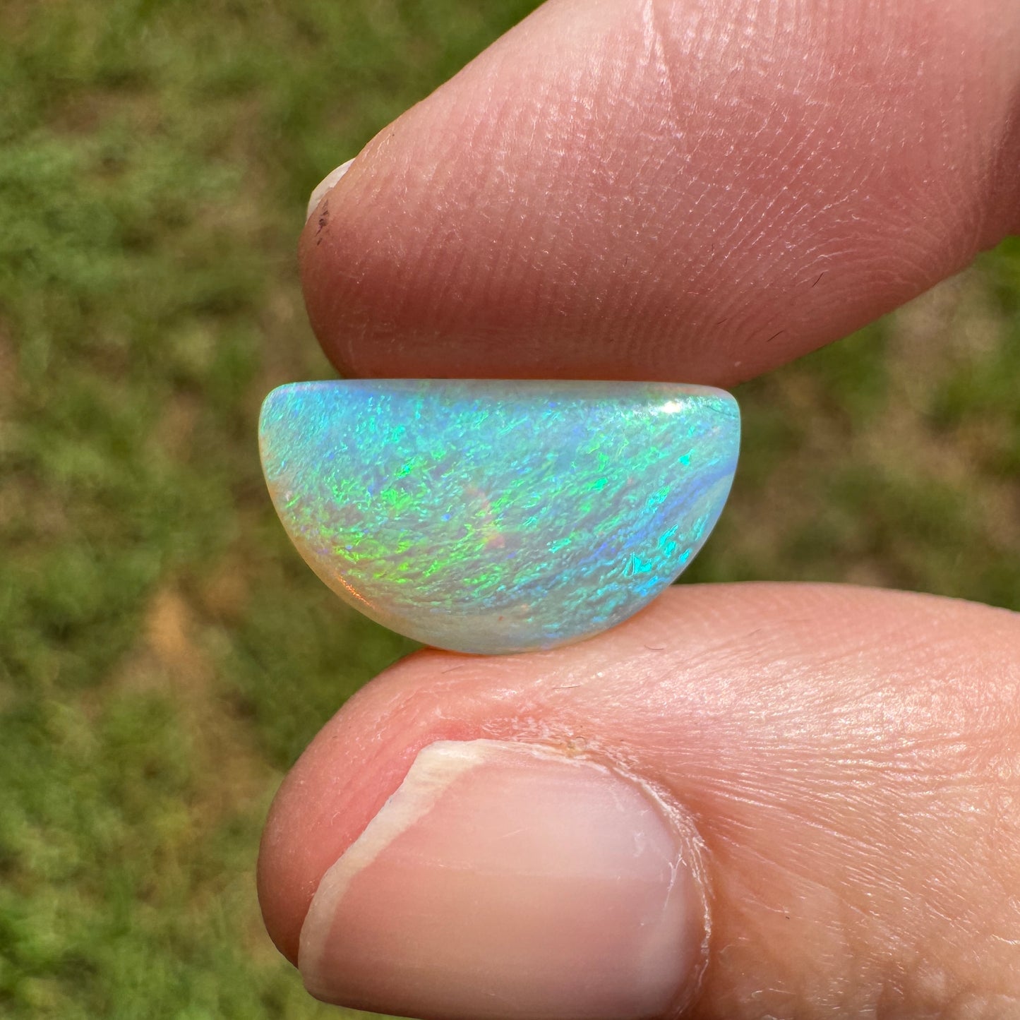 2.78 Ct half-circle crystal opal