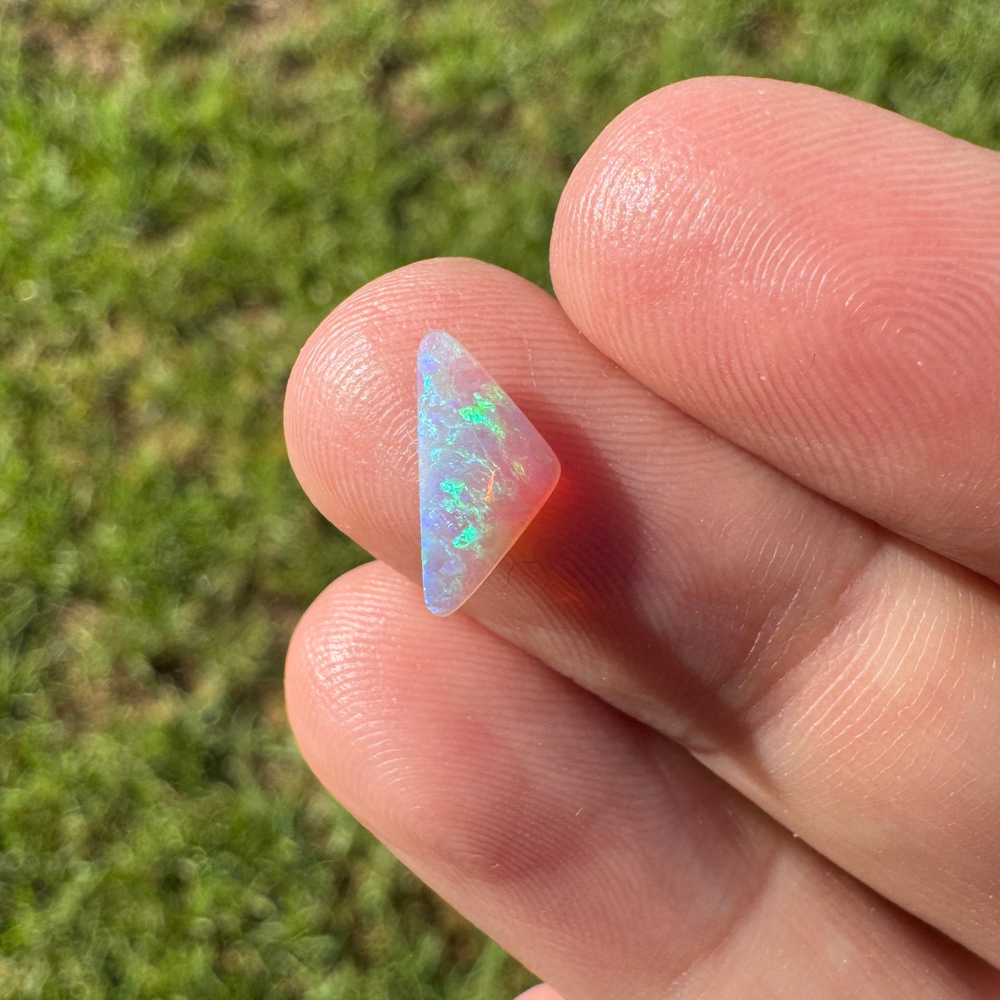 0.49 Ct extra small gem crystal opal