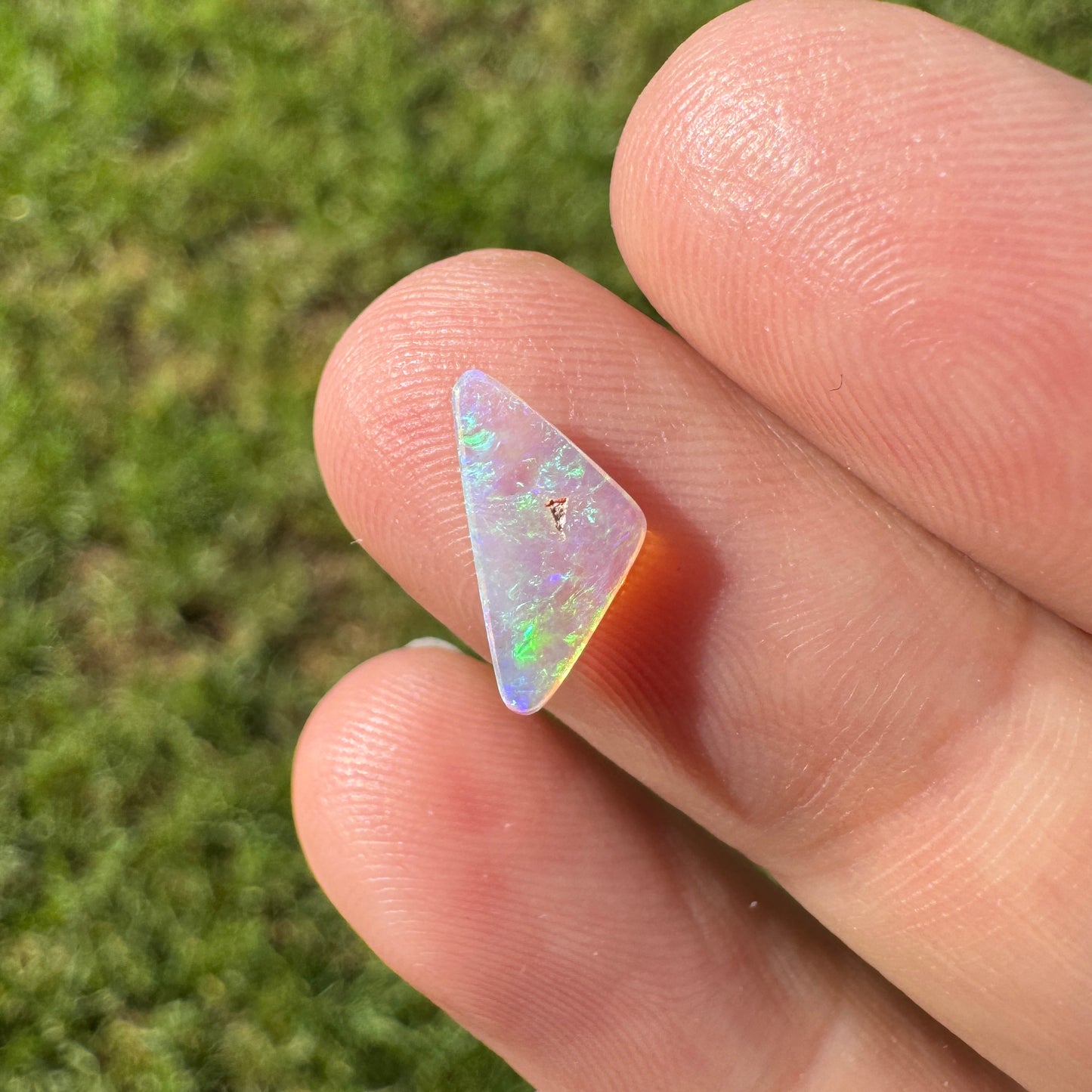 0.49 Ct extra small gem crystal opal
