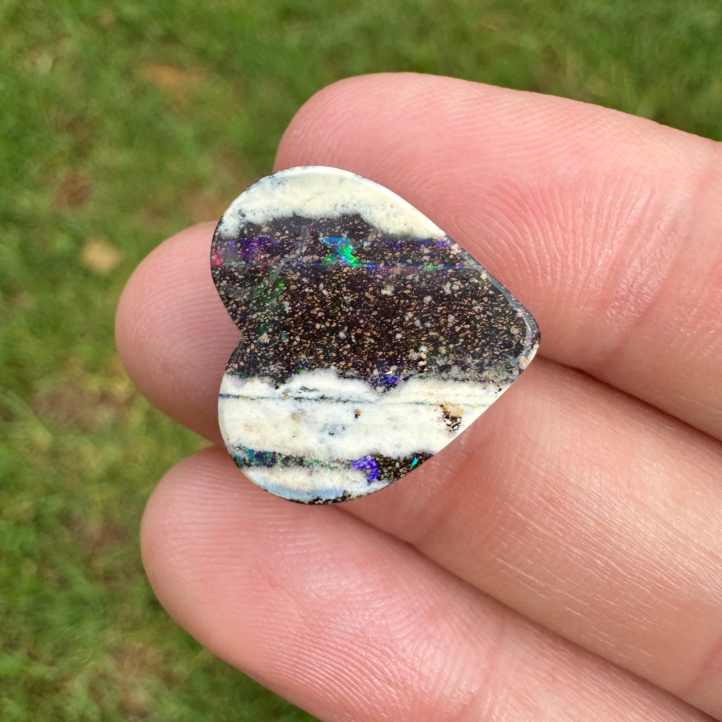 8.99 Ct heart boulder opal