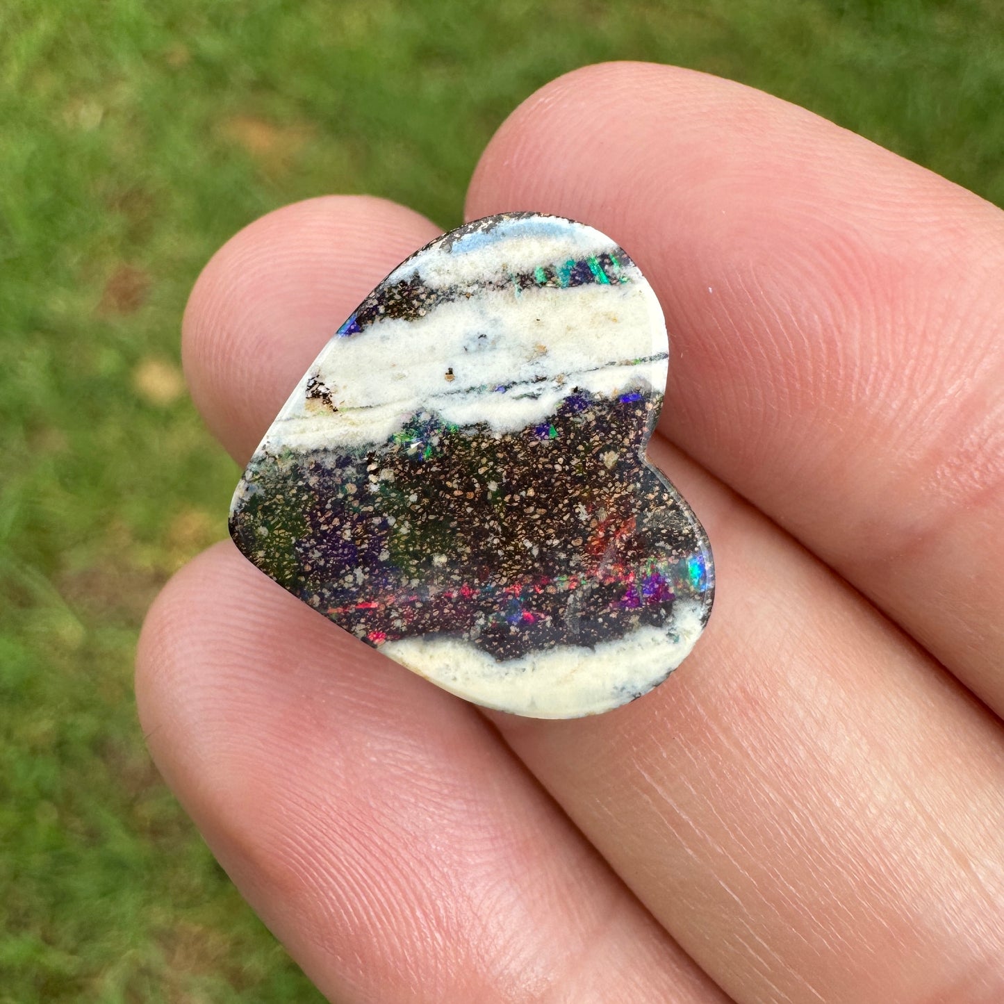 8.99 Ct heart boulder opal