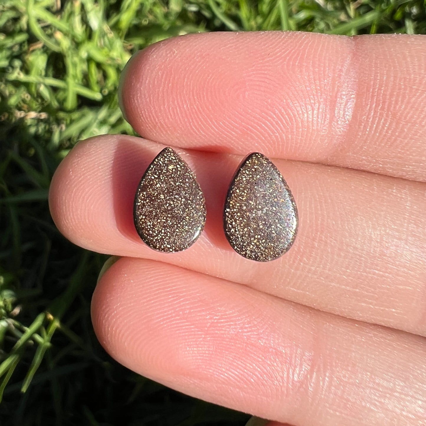 3.85 Ct boulder opal pair