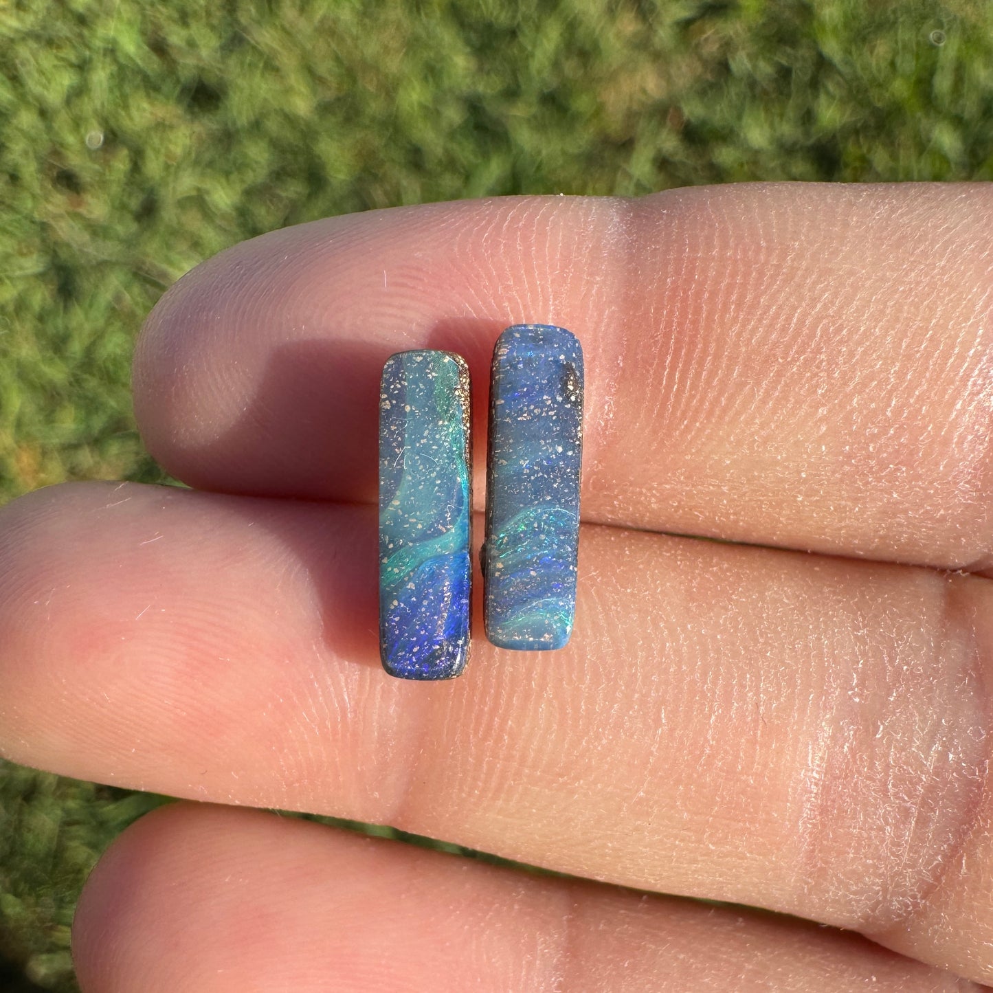 2.40 Ct small boulder opal pair