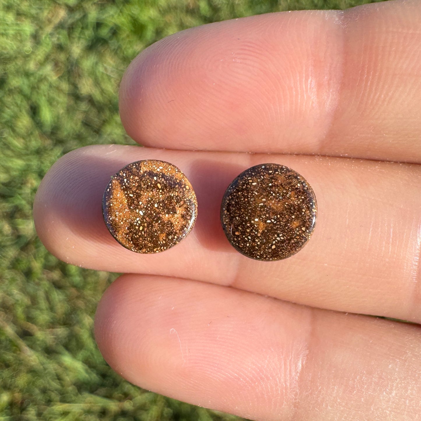 4.54 Ct circle boulder opal pair