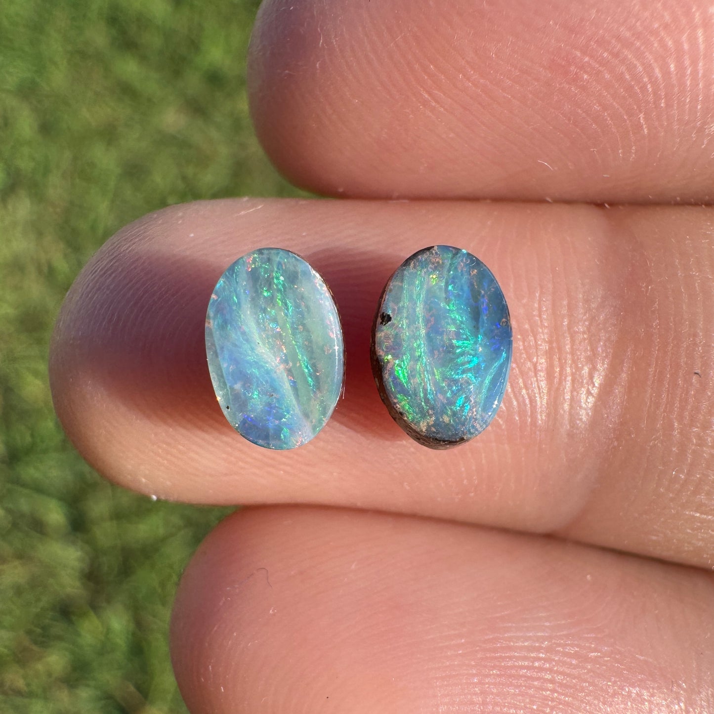 1.55 Ct extra small oval boulder opal pair