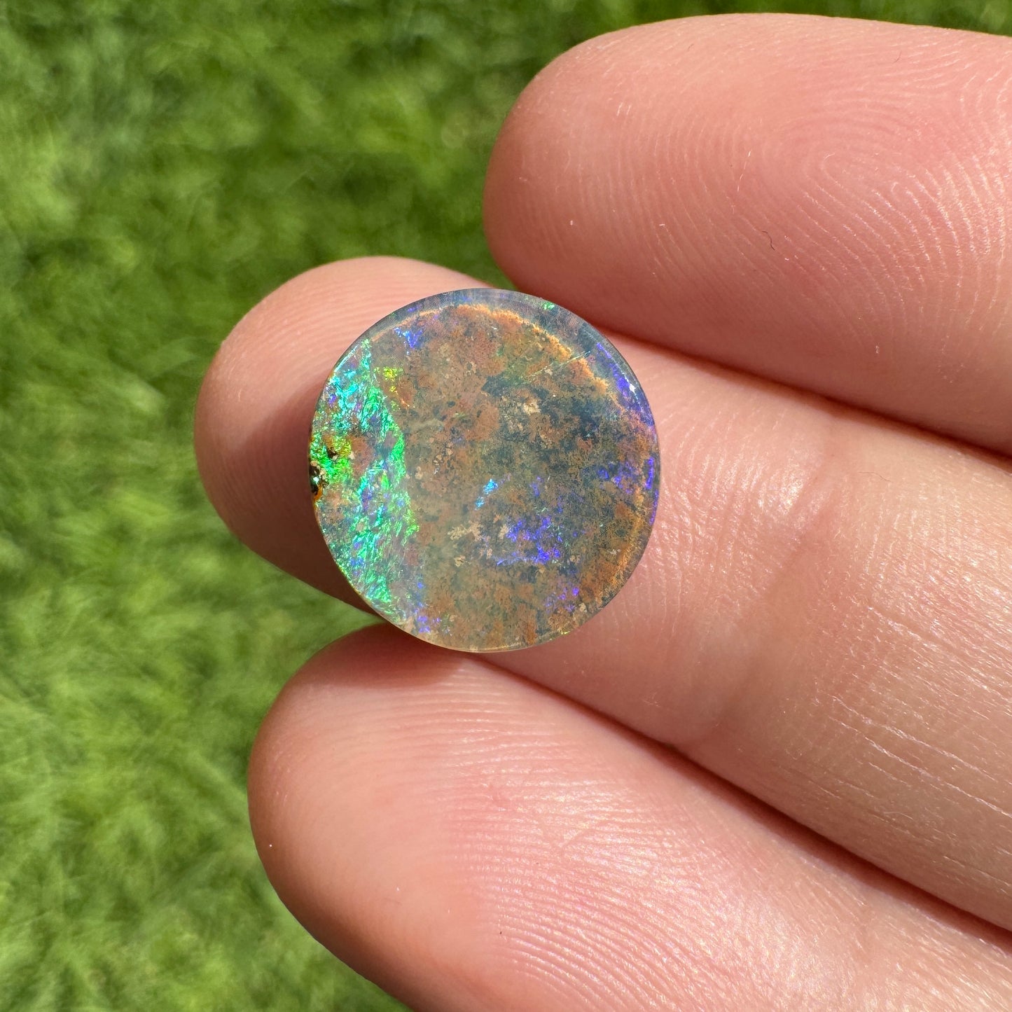 4.86 Ct two piece boulder opal set