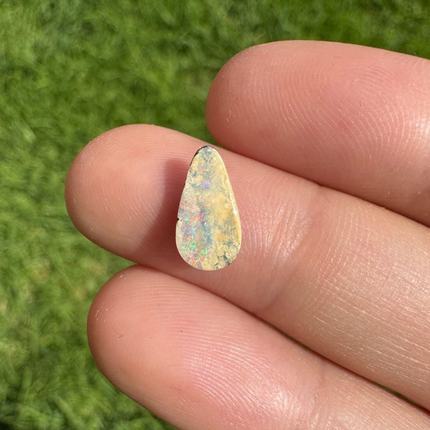 2.75 Ct two piece boulder opal set
