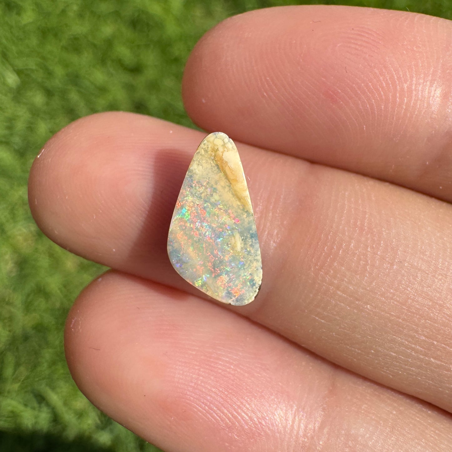 2.75 Ct two piece boulder opal set