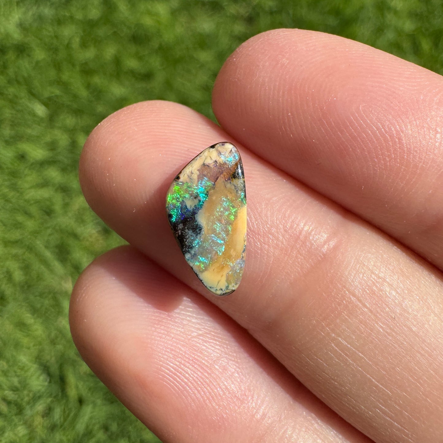 3.61 Ct two piece boulder opal set