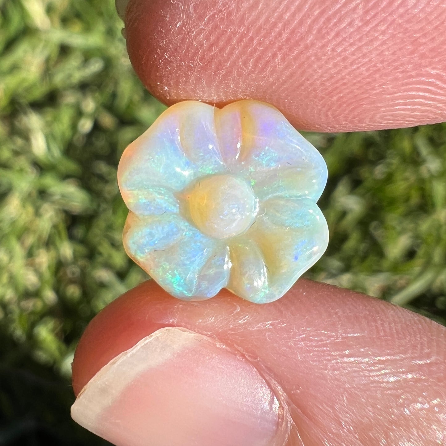 3.16 Ct carved flower opal
