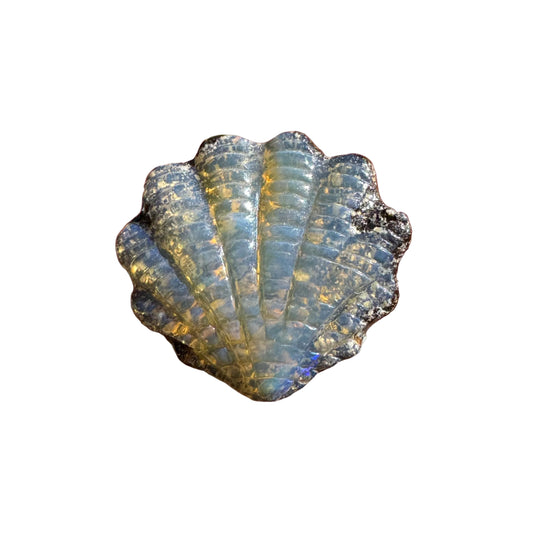 4.58 Ct shell boulder opal carving