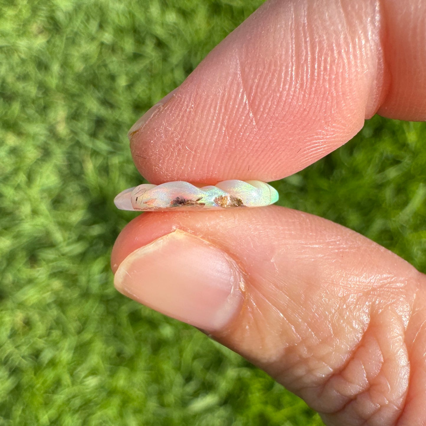 3.19 Ct carved flower opal 🌸