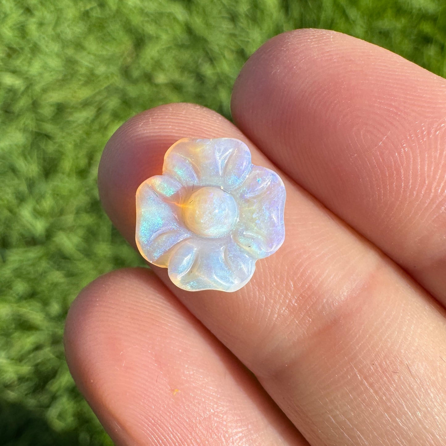2.14 Ct carved flower opal 🌸