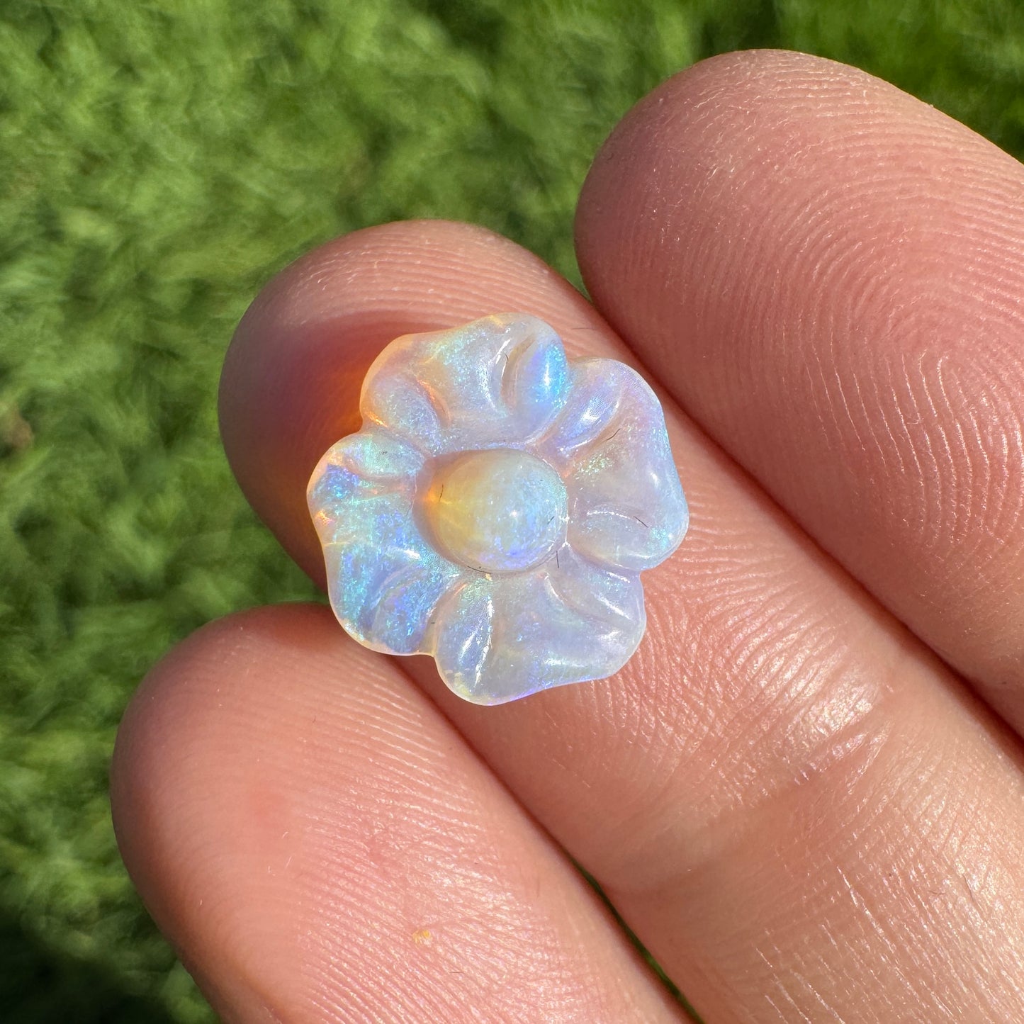 2.14 Ct carved flower opal 🌸