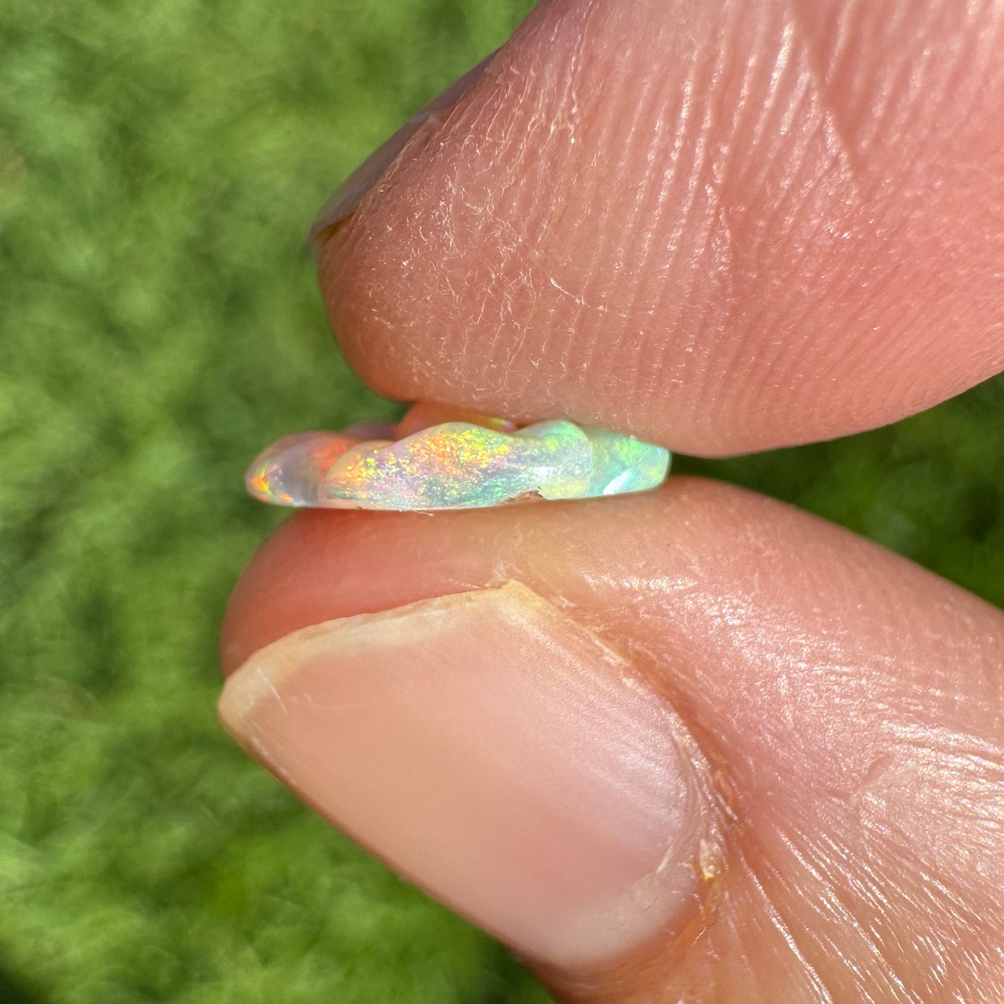 1.22 Ct carved flower opal 🌸