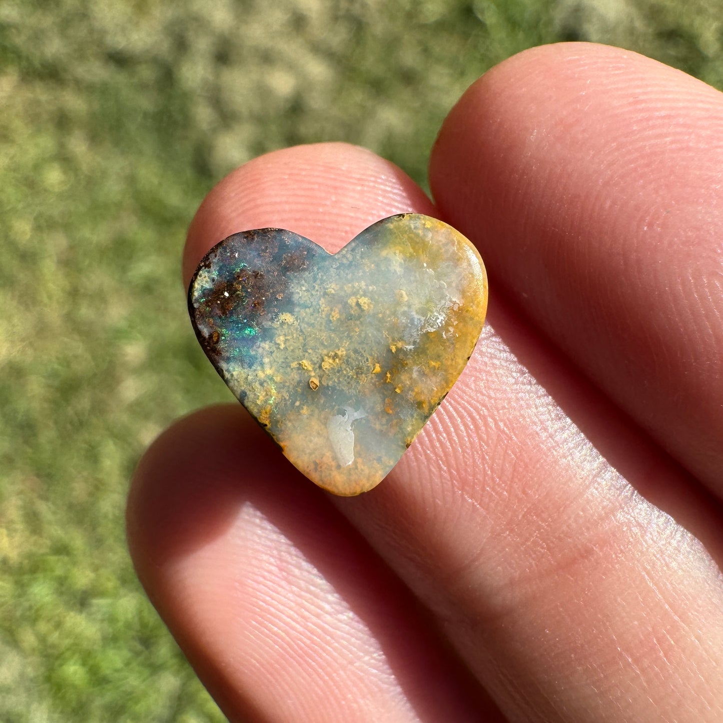 3.58 Ct small heart boulder opal