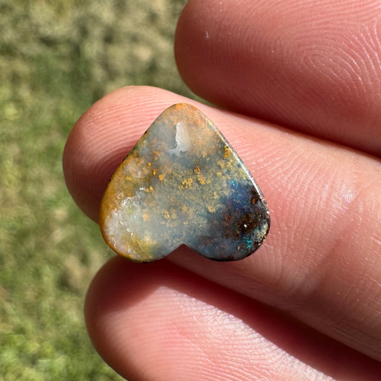 3.58 Ct small heart boulder opal