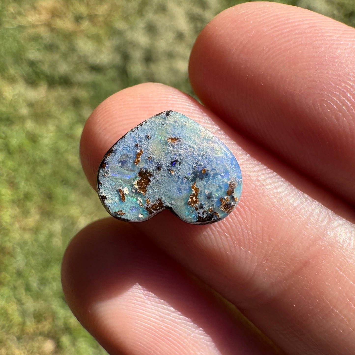 3.18 Ct heart boulder opal