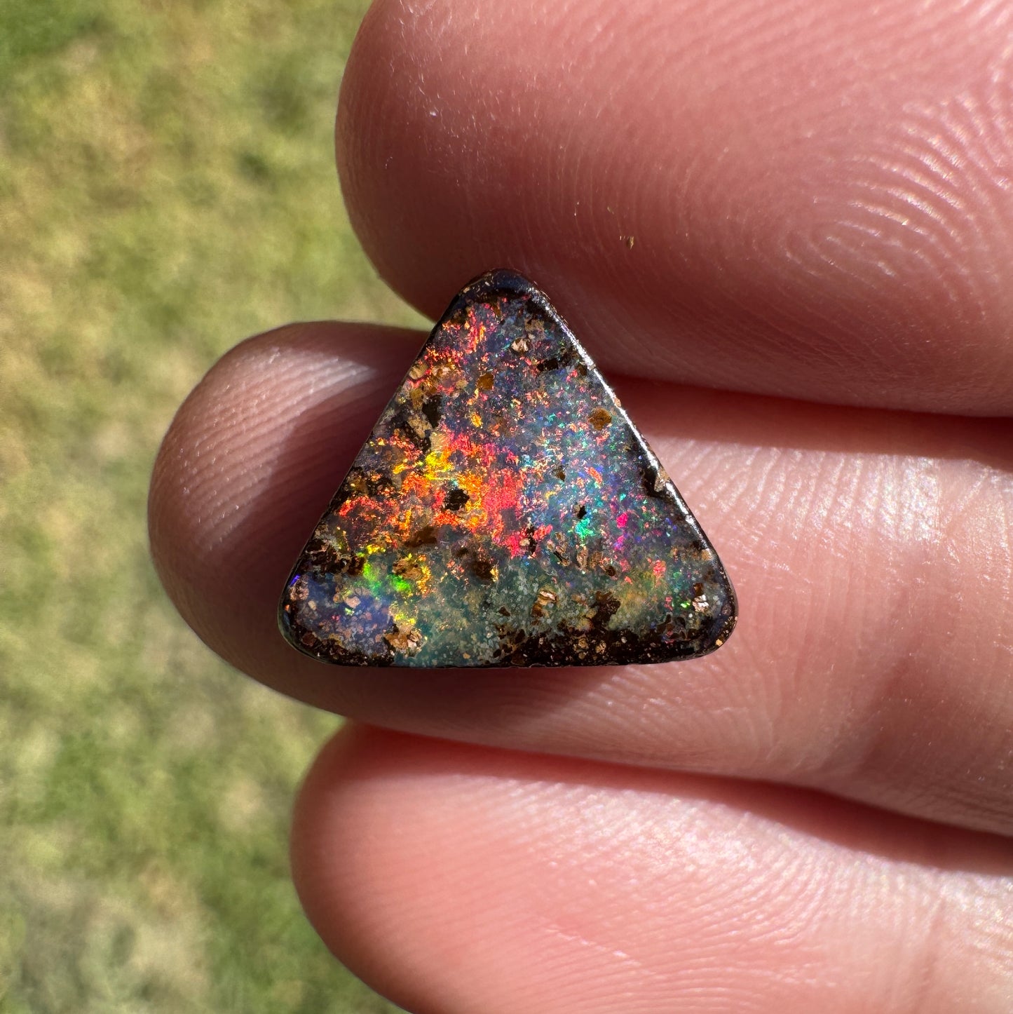 3.06 Ct rainbow triangle boulder opal