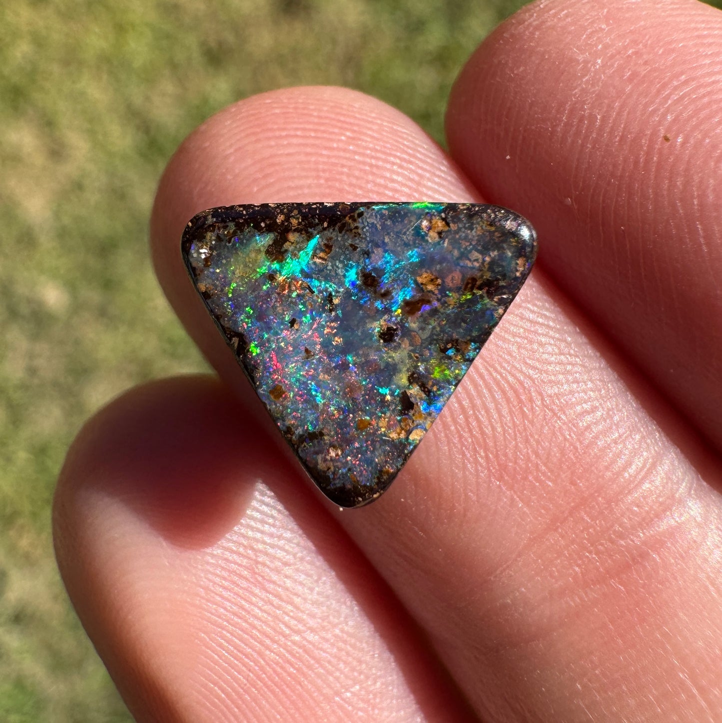 3.06 Ct rainbow triangle boulder opal