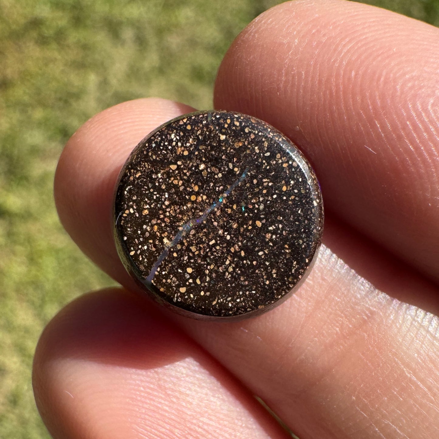 5.41 Ct round boulder opal