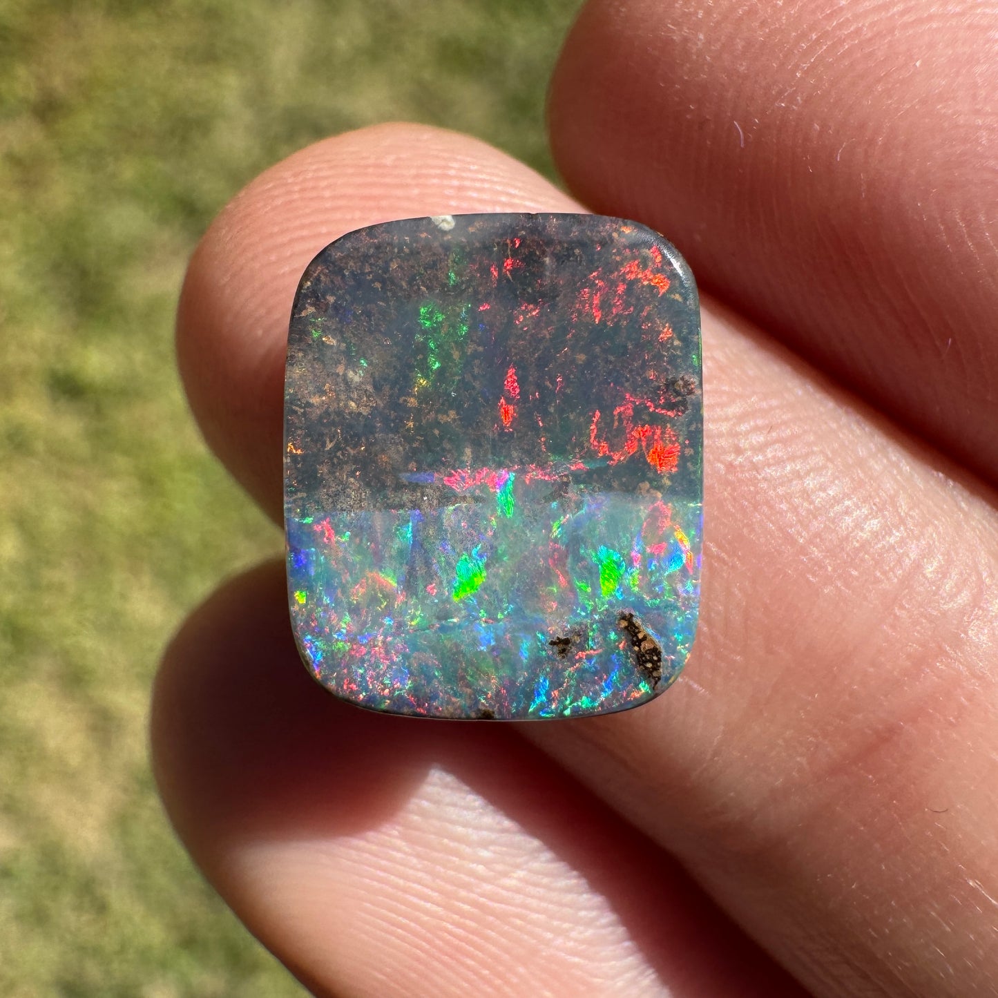 3.81 Ct Rectangle Semi Black Boulkder Opal