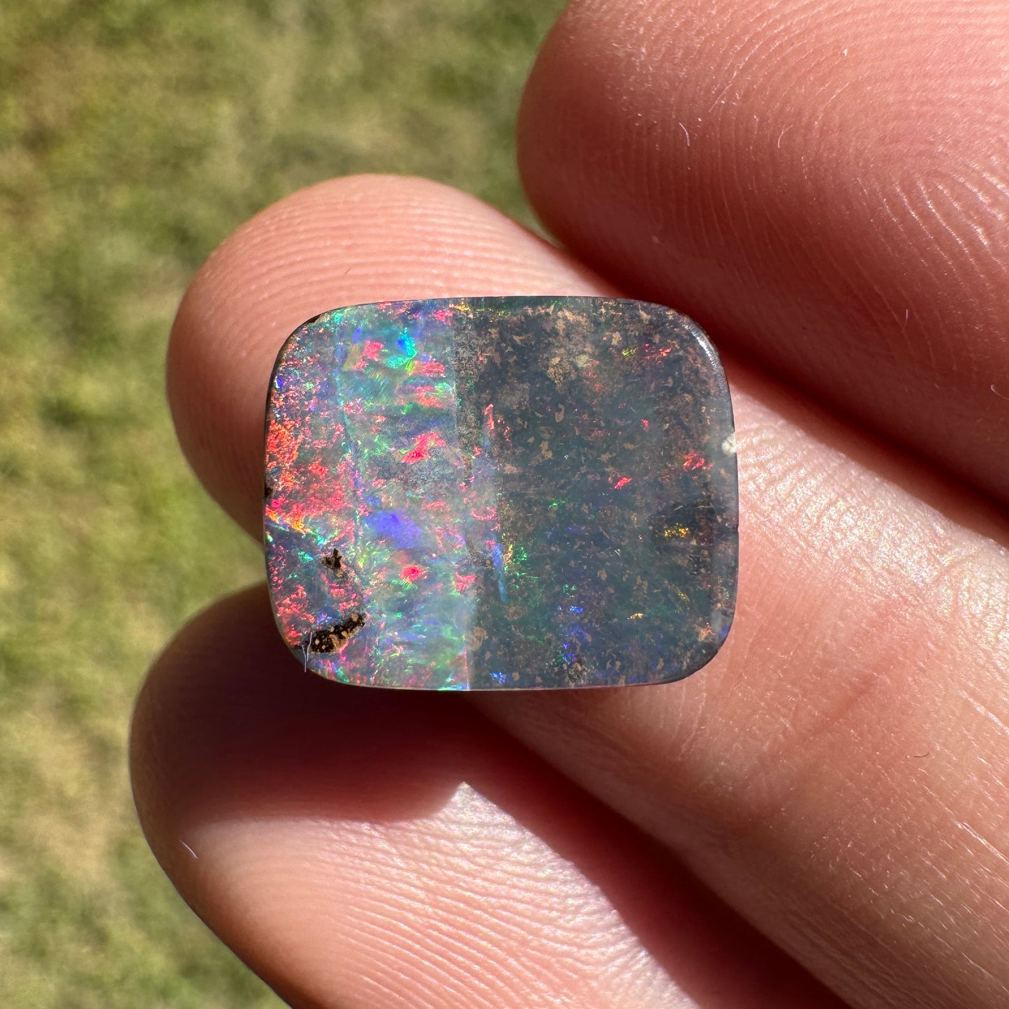 3.81 Ct Rectangle Semi Black Boulkder Opal