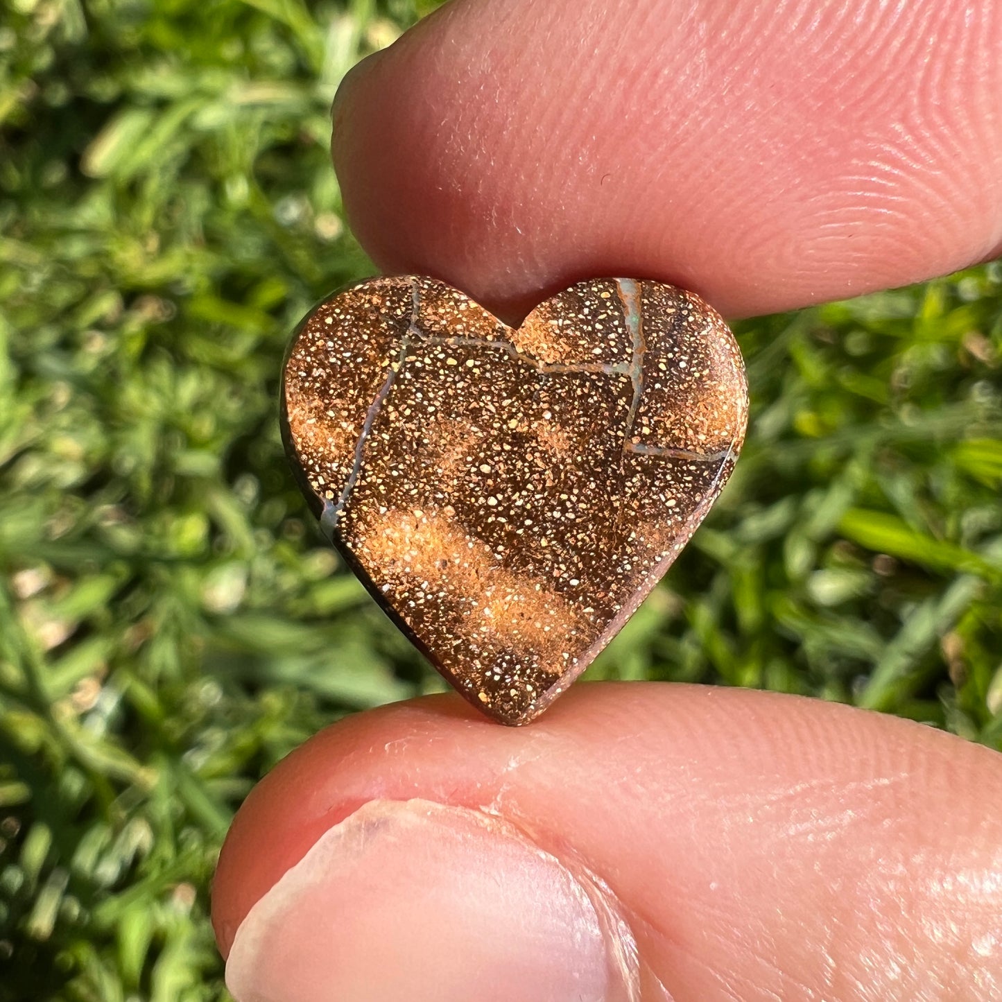 6.54 Ct heart boulder opal