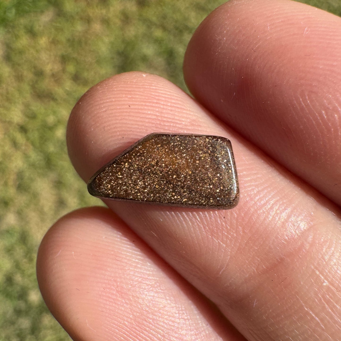 2.03 Ct rainbow boulder opal