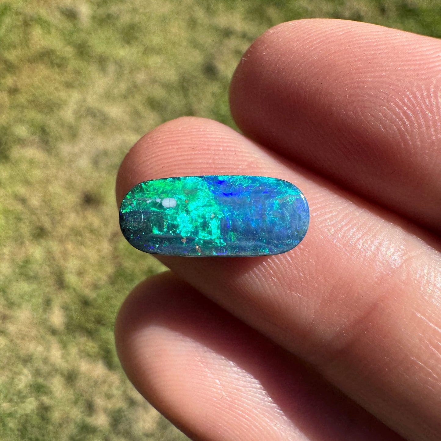 2.22 Ct green-blue boulder opal