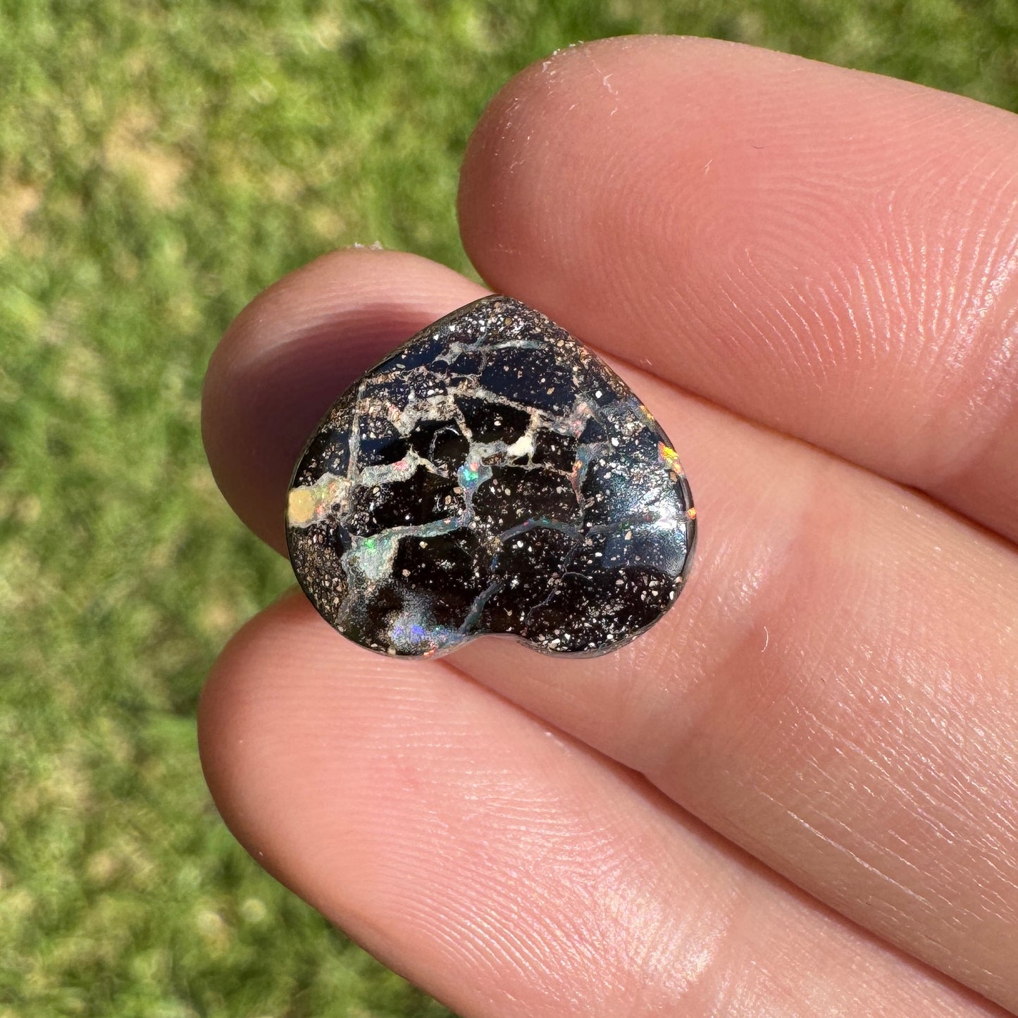 7.19 Ct matrix heart boulder opal