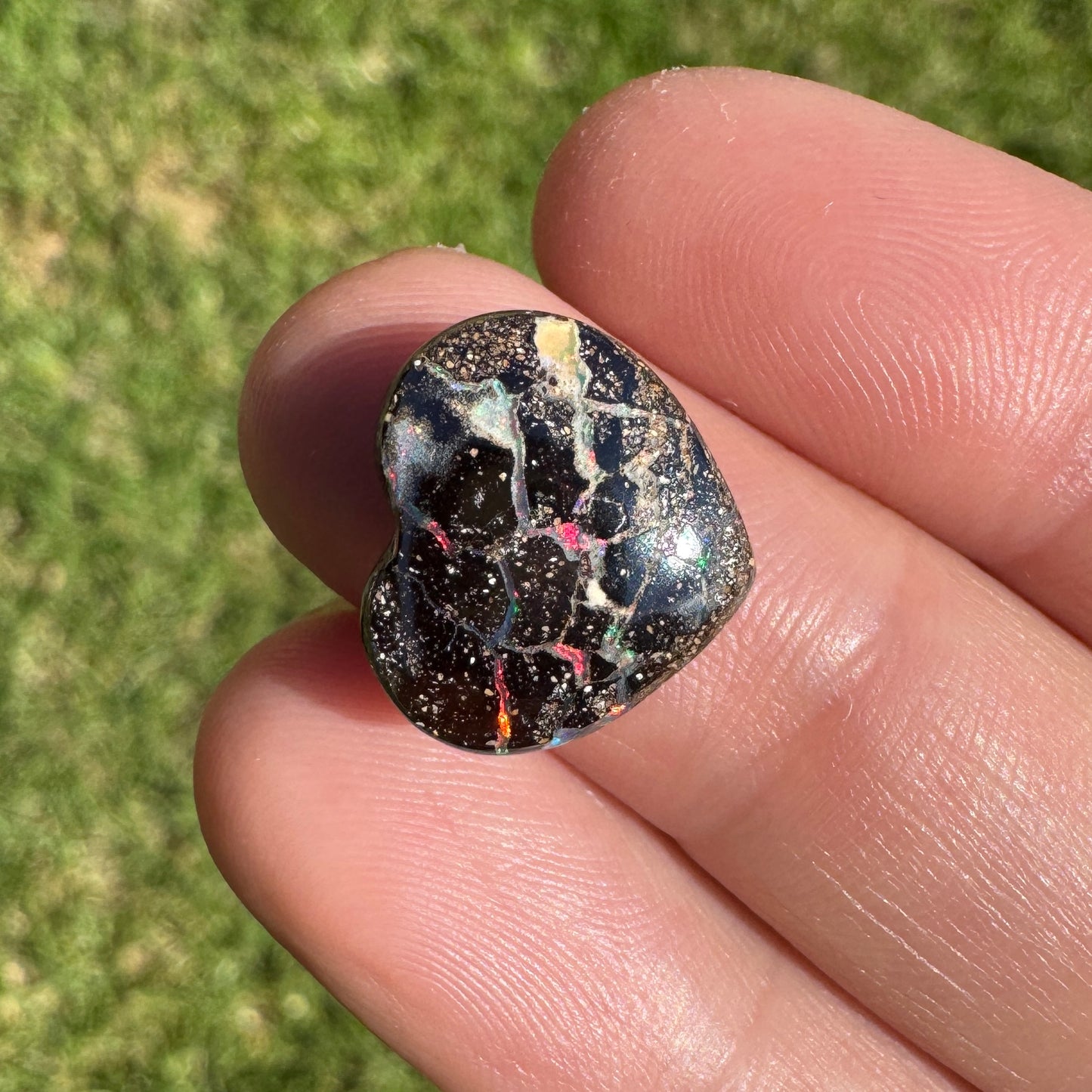 7.19 Ct matrix heart boulder opal