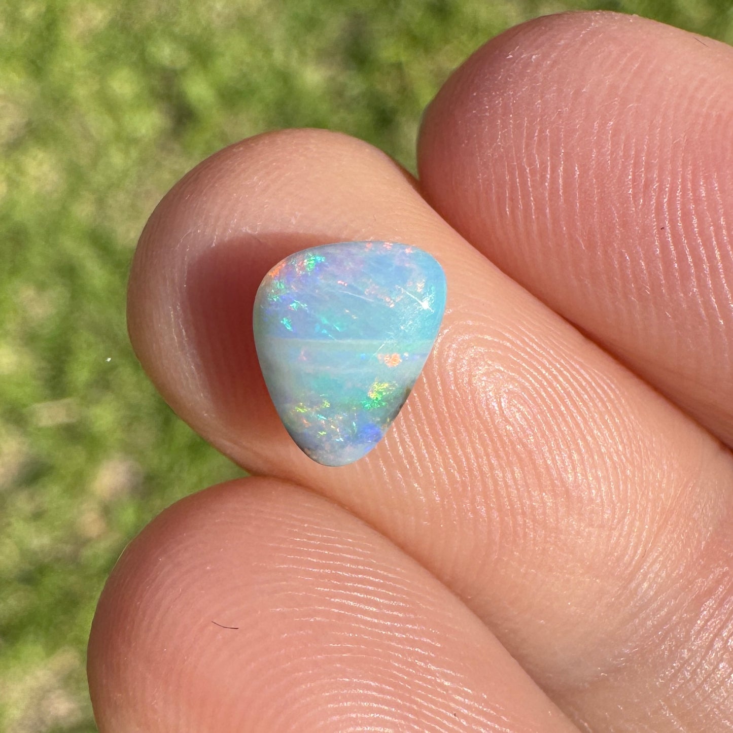 0.97 Ct small boulder opal