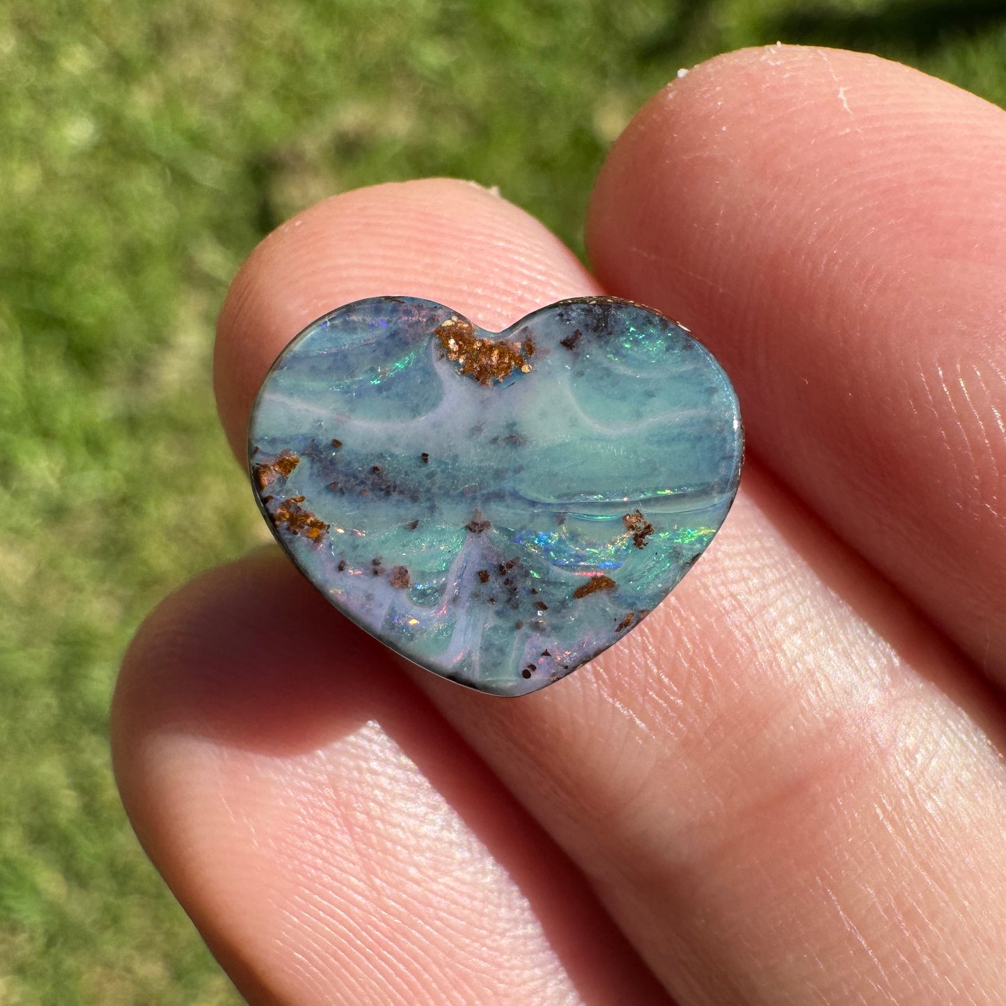 4.46 Ct heart boulder opal