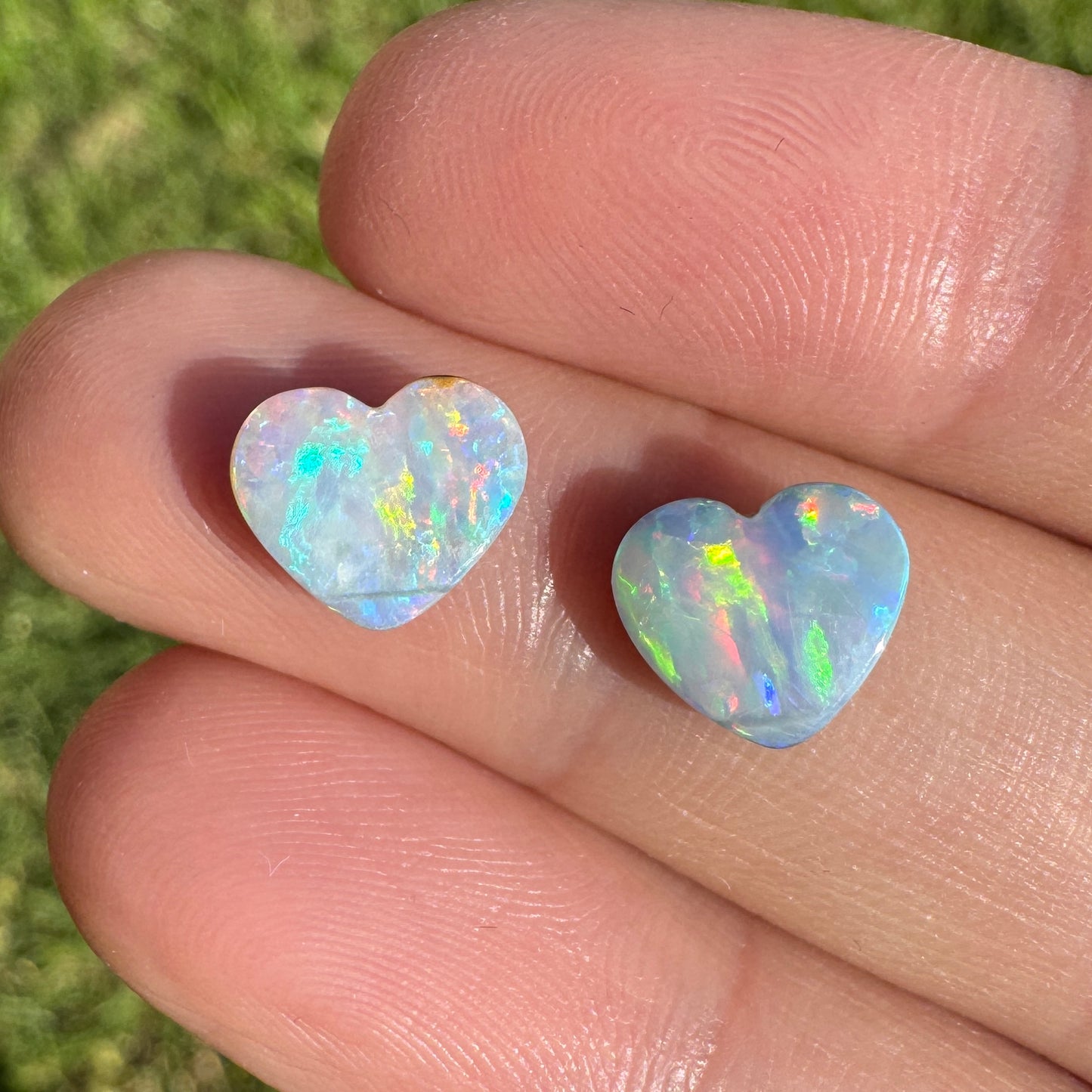 2.80 Ct heart boulder opal pair