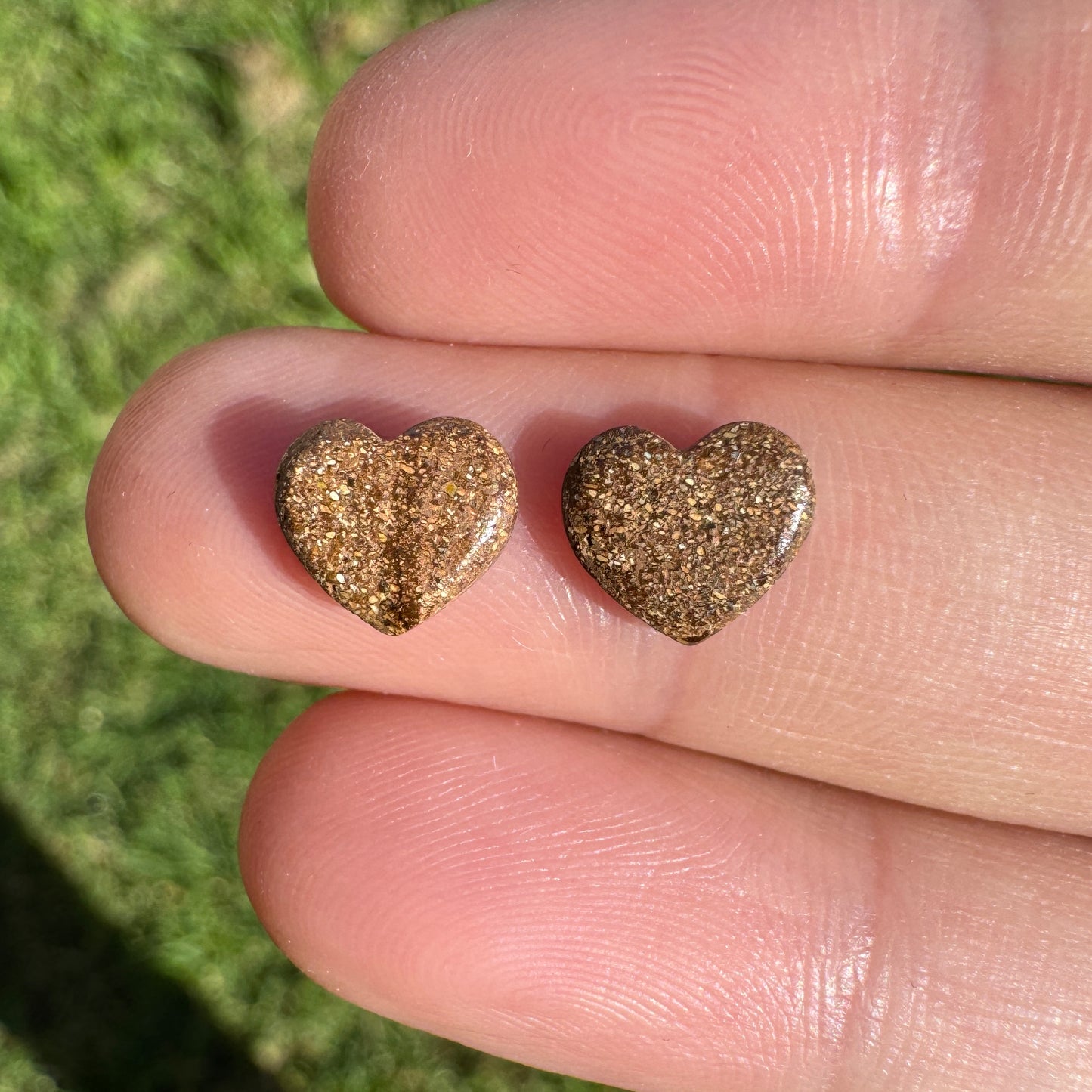 2.30 Ct heart boulder opal pair