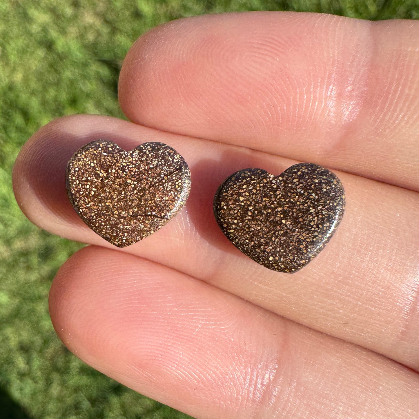 6.29 Ct heart boulder opal pair